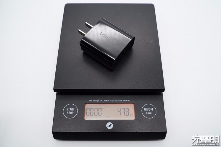 allbetPD20W充电器开箱评测：开箱篇